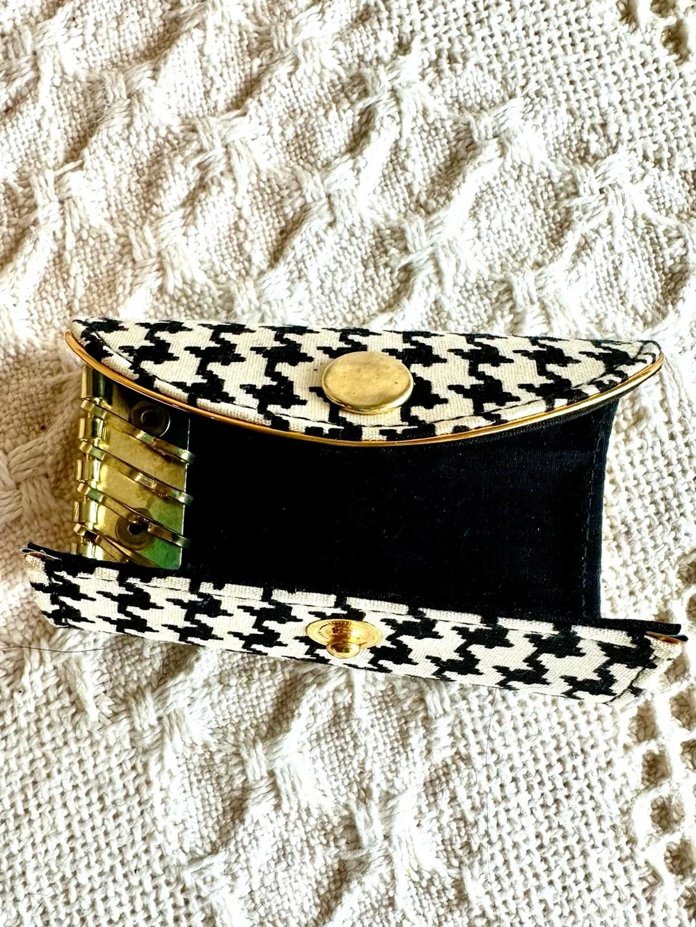 Black & White Houndstooth Accessory Set(Phone,Lipstick Case w Mirror,Keyes,Coin)